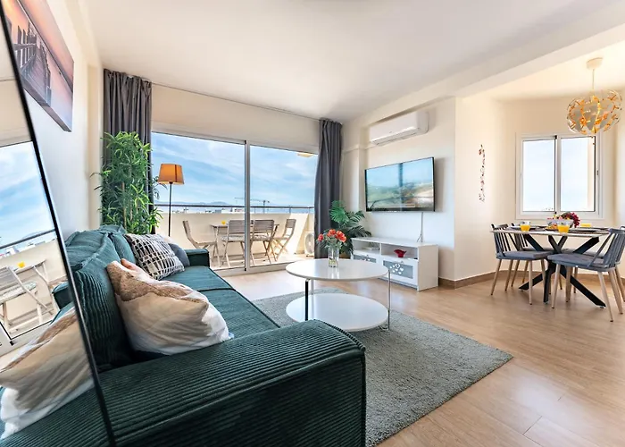 Sunrise Haven, Spacious, Bright, Pool, Terraces