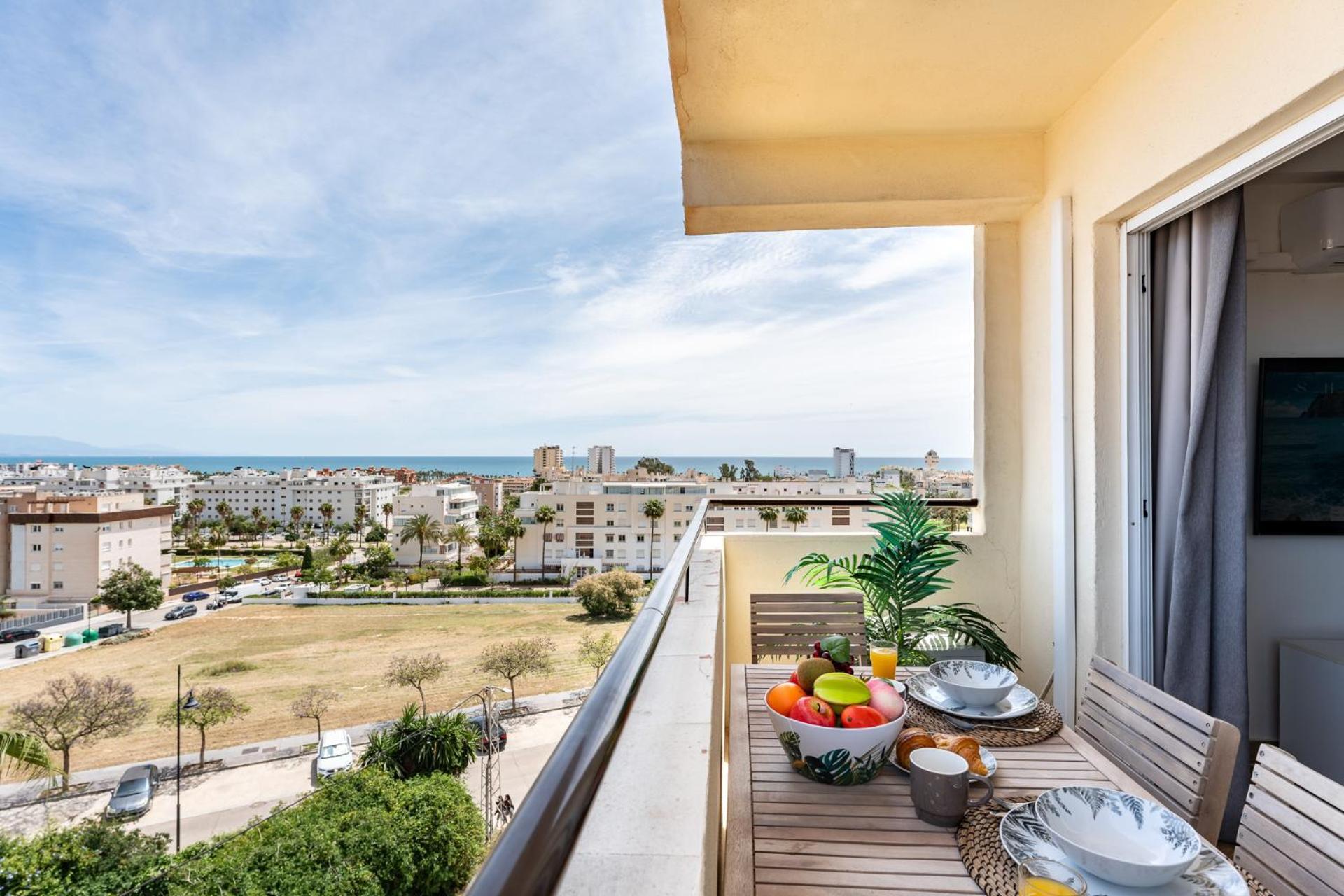 Apartament Sunrise Haven, Spacious, Bright, Pool, Terraces *
